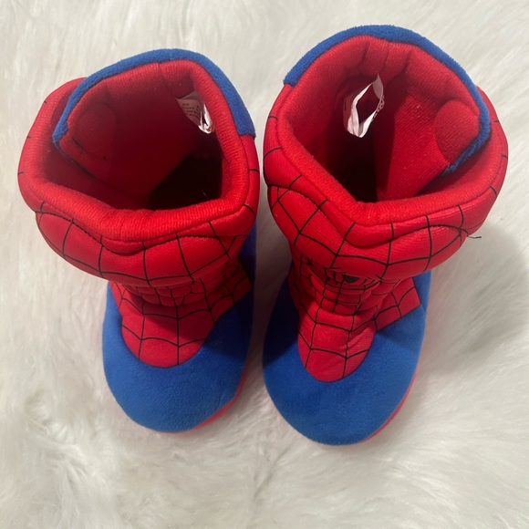 Toddler spiderman slippers - Picture 3 of 4